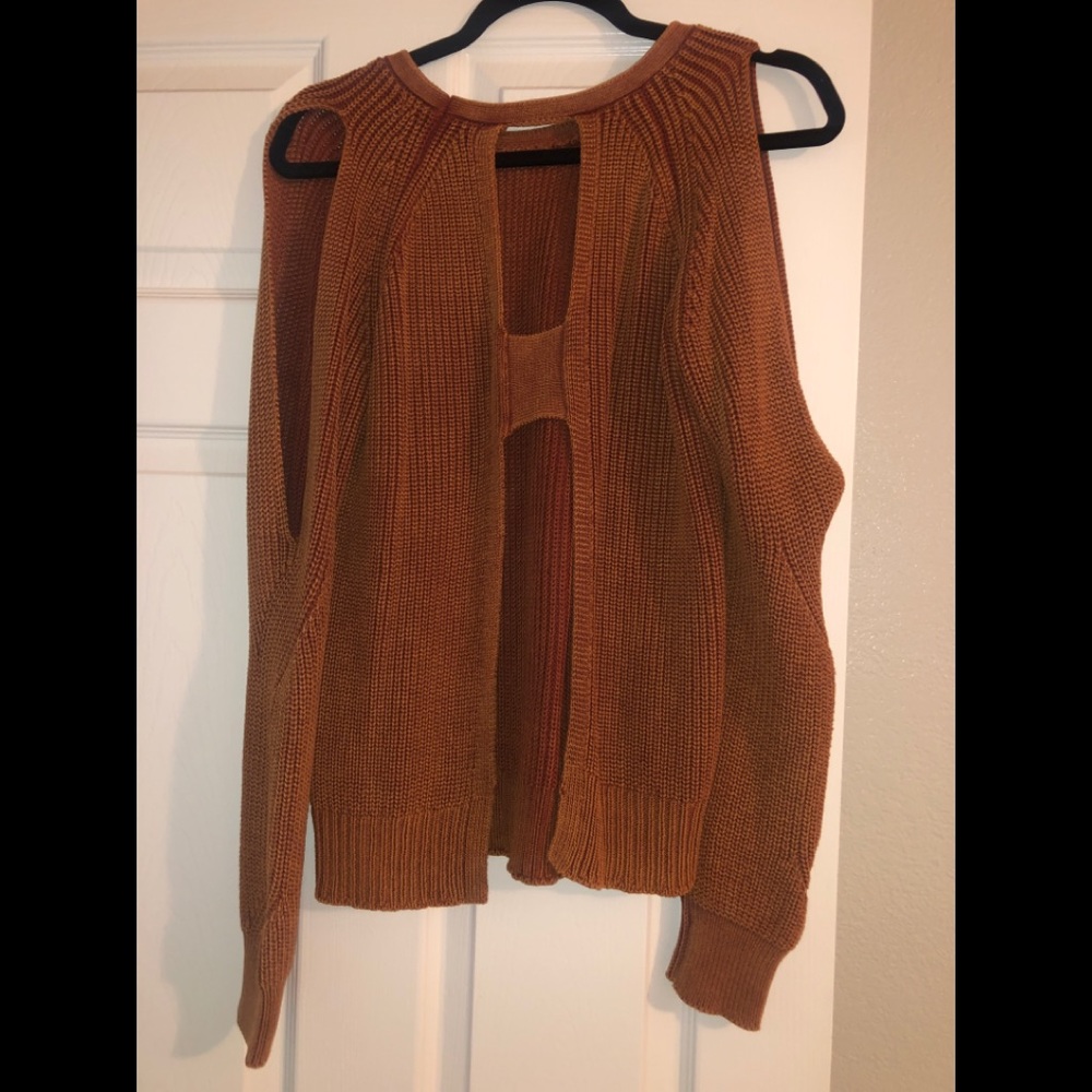 Do+Be Burnt orange open back/arm size S sweater